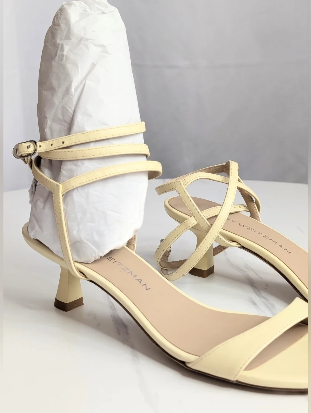 Stuart Weitzman Nudist Wrap Sandal Heels 8 Lemon Chiffon Strappy Kitten Heel - Picture 5 of 11